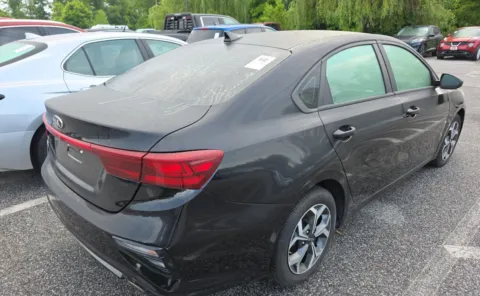 More photos of 2020 Kia Forte LXS at Auto Boutique Ohio, OH