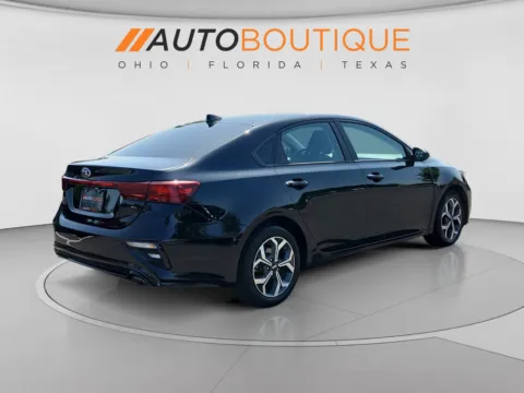 More photos of 2020 Kia Forte LXS at Auto Boutique Ohio, OH