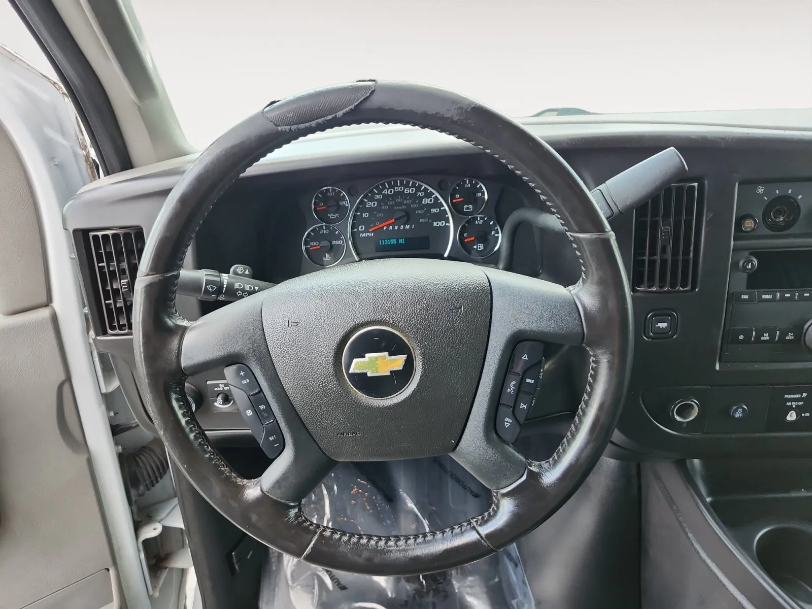 Chevrolet Express photo 12