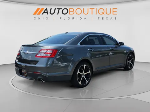 More photos of 2016 Ford Taurus SEL at Auto Boutique Ohio, OH