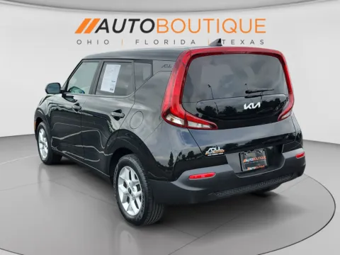 Another view of 2022 Kia Soul LX for sale in Columbus, OH at Auto Boutique Ohio