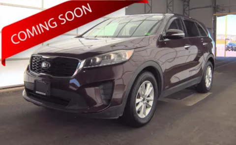 Red 2019 Kia Sorento LX V6 for sale in Columbus, OH