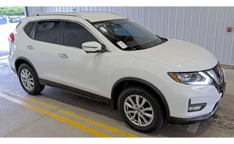 Another view of 2017 Nissan Rogue SV for sale in Columbus, OH at Auto Boutique Ohio