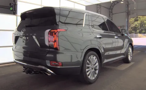More photos of 2020 Hyundai Palisade Limited at Auto Boutique Ohio, OH