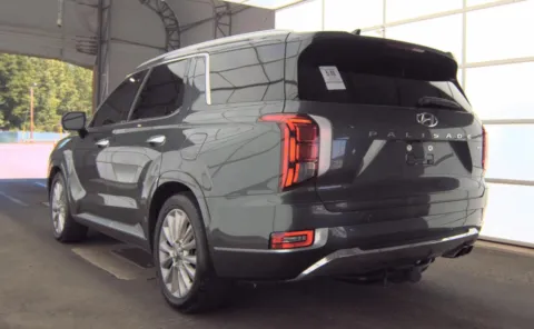 More photos of 2020 Hyundai Palisade Limited at Auto Boutique Ohio, OH