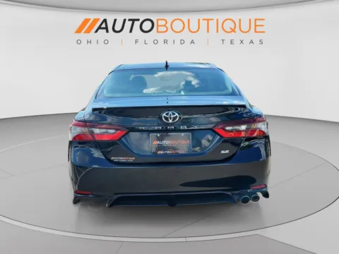 More photos of 2021 Toyota Camry SE at Auto Boutique Ohio, OH
