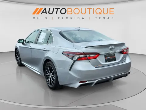 Another view of 2022 Toyota Camry SE for sale in Columbus, OH at Auto Boutique Ohio