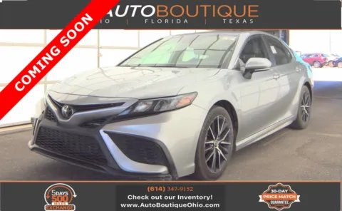 Silver 2022 Toyota Camry SE for sale in Columbus, OH