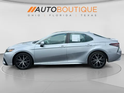 Photos of 2022 Toyota Camry SE for sale in Columbus, OH at Auto Boutique Ohio