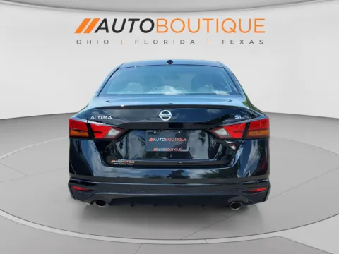 More photos of 2019 Nissan Altima 2.5 SL at Auto Boutique Ohio, OH