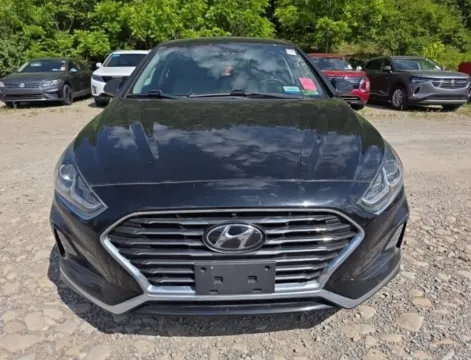 Another view of 2019 Hyundai Sonata SE for sale in Columbus, OH at Auto Boutique Ohio
