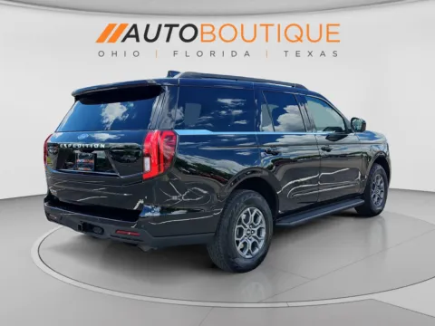 More photos of 2025 Ford Expedition Active at Auto Boutique Ohio, OH