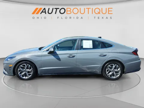 Photos of 2022 Hyundai Sonata SEL for sale in Columbus, OH at Auto Boutique Ohio