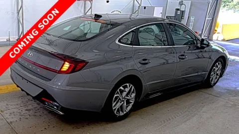 More photos of 2022 Hyundai Sonata SEL at Auto Boutique Ohio, OH