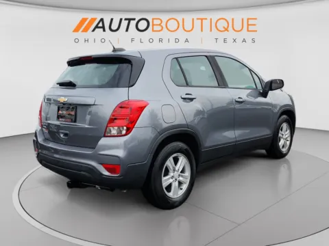 More photos of 2020 Chevrolet Trax LS at Auto Boutique Ohio, OH
