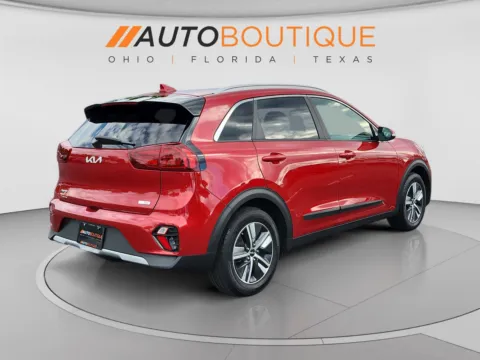 More photos of 2022 Kia Niro Plug-In Hybrid EX at Auto Boutique Ohio, OH