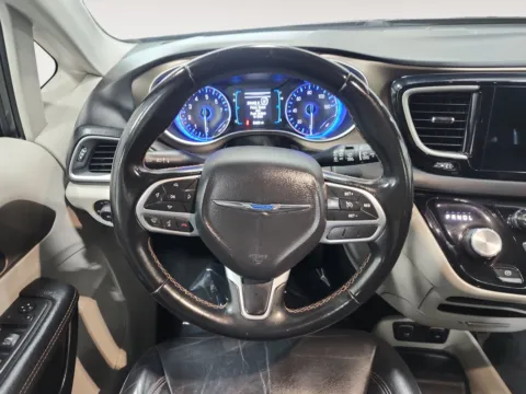 More photos of 2017 Chrysler Pacifica Touring-L at Auto Boutique Ohio, OH