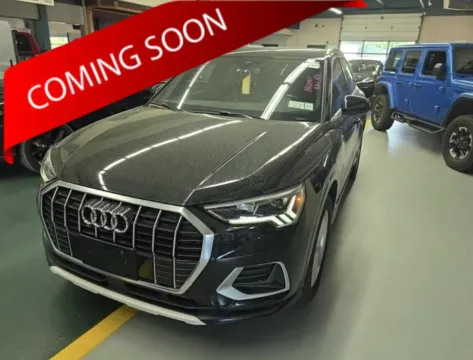 Black 2019 Audi Q3 Premium Plus for sale in Columbus, OH