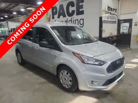 More photos of 2022 Ford Transit Connect Wagon XLT at Auto Boutique Ohio, OH