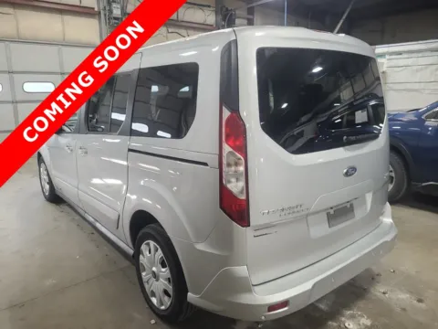 More photos of 2022 Ford Transit Connect Wagon XLT at Auto Boutique Ohio, OH