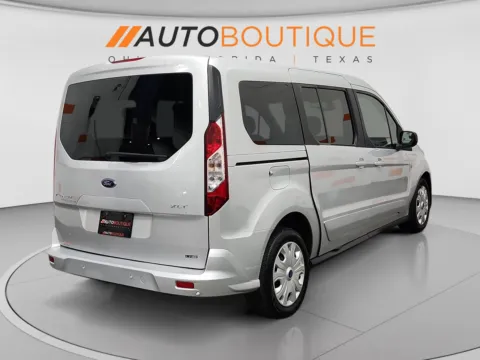 More photos of 2022 Ford Transit Connect Wagon XLT at Auto Boutique Ohio, OH