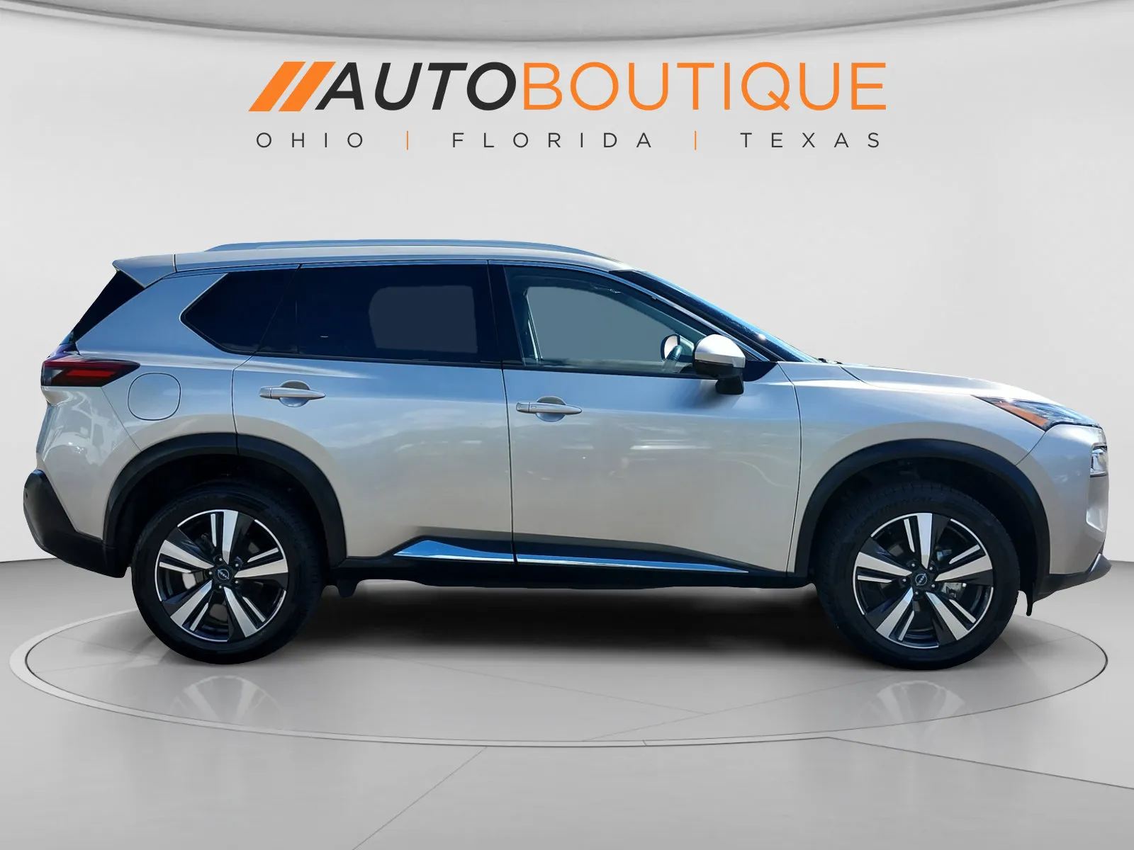 Nissan Rogue photo 6