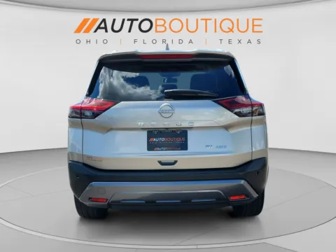 More photos of 2023 Nissan Rogue SL at Auto Boutique Ohio, OH