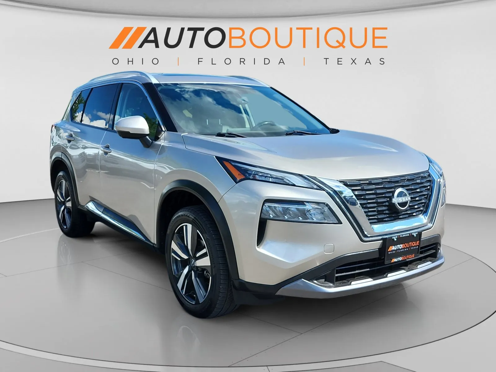 Nissan Rogue photo 8