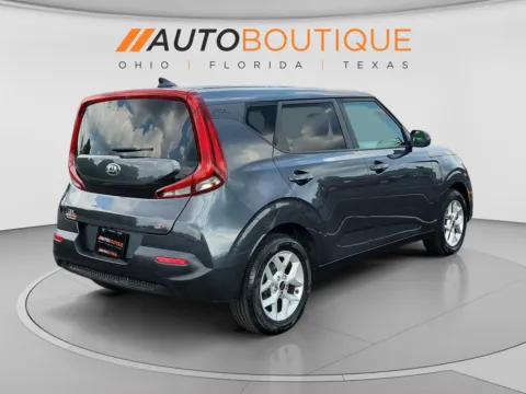 More photos of 2021 Kia Soul S at Auto Boutique Ohio, OH