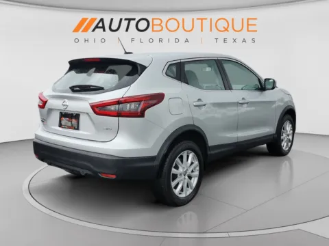 More photos of 2021 Nissan Rogue Sport S at Auto Boutique Ohio, OH