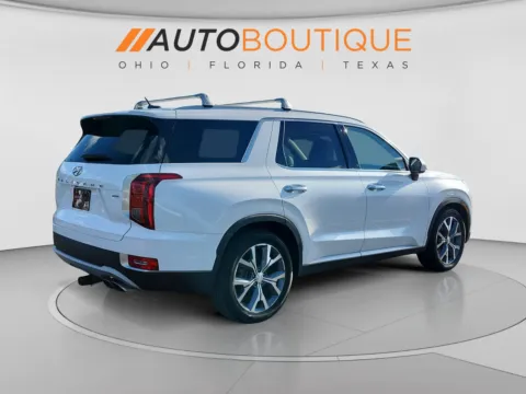 More photos of 2020 Hyundai Palisade SEL at Auto Boutique Ohio, OH