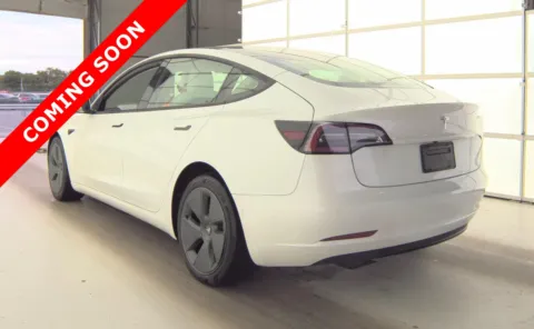 More photos of 2022 Tesla Model 3 at Auto Boutique Ohio, OH