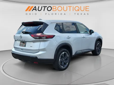 More photos of 2024 Nissan Rogue SV at Auto Boutique Ohio, OH
