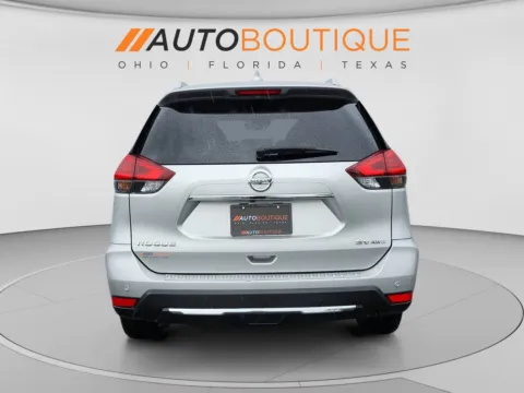 More photos of 2020 Nissan Rogue SV at Auto Boutique Ohio, OH