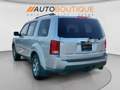 Another view of 2010 Honda Pilot Touring for sale in Columbus, OH at Auto Boutique Ohio