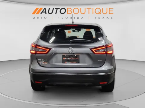More photos of 2020 Nissan Rogue Sport S at Auto Boutique Ohio, OH