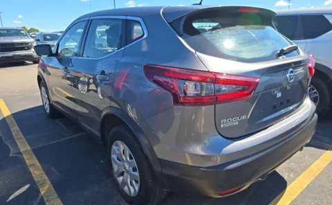 More photos of 2020 Nissan Rogue Sport S at Auto Boutique Ohio, OH