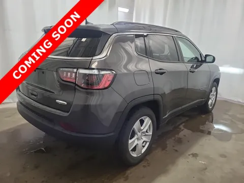More photos of 2022 Jeep Compass Latitude at Auto Boutique Ohio, OH