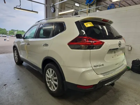 Another view of 2018 Nissan Rogue SV for sale in Columbus, OH at Auto Boutique Ohio