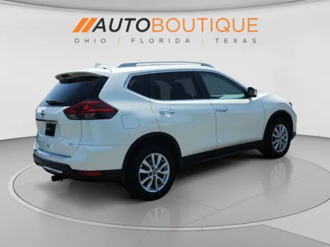 More photos of 2018 Nissan Rogue SV at Auto Boutique Ohio, OH