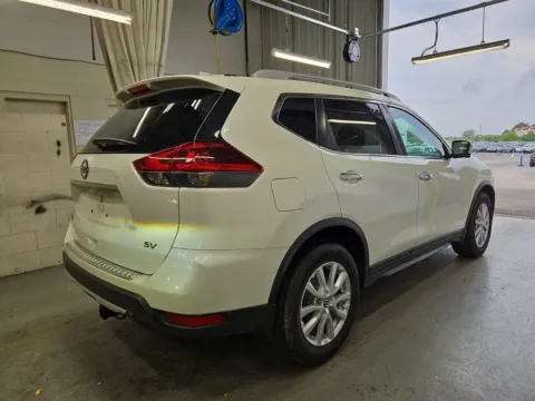 More photos of 2018 Nissan Rogue SV at Auto Boutique Ohio, OH