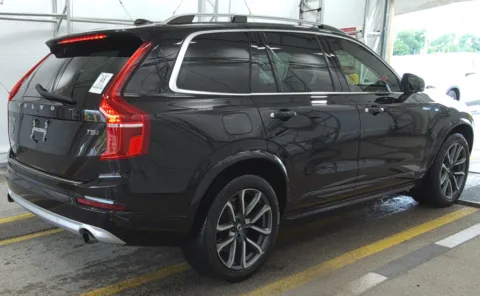 More photos of 2019 Volvo XC90 Momentum at Auto Boutique Ohio, OH