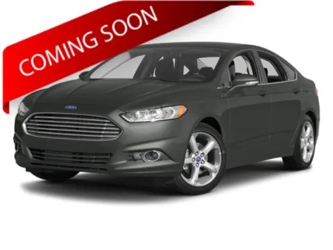 Red 2013 Ford Fusion SE for sale in Columbus, OH