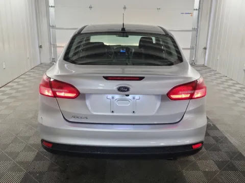 More photos of 2018 Ford Focus S at Auto Boutique Ohio, OH