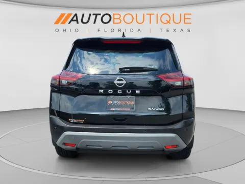 More photos of 2023 Nissan Rogue SV at Auto Boutique Ohio, OH