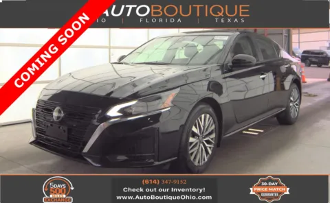 Black 2023 Nissan Altima 2.5 SV for sale in Columbus, OH