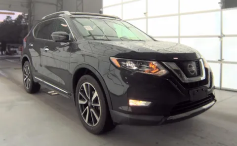 Another view of 2017 Nissan Rogue SL for sale in Columbus, OH at Auto Boutique Ohio