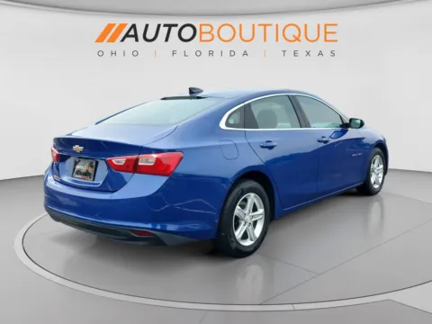 More photos of 2023 Chevrolet Malibu LS at Auto Boutique Ohio, OH