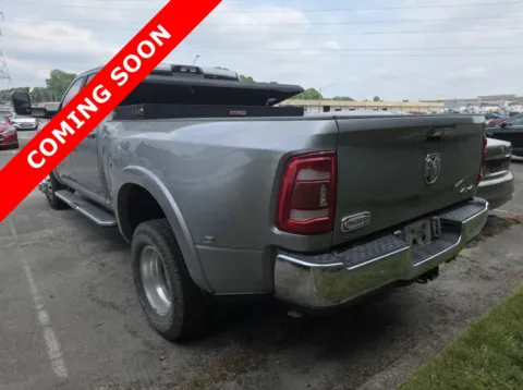 More photos of 2022 Ram 3500 Longhorn at Auto Boutique Ohio, OH