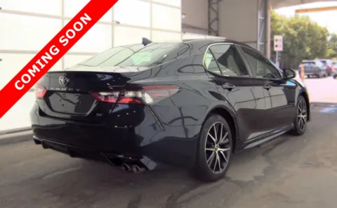 More photos of 2021 Toyota Camry SE at Auto Boutique Ohio, OH
